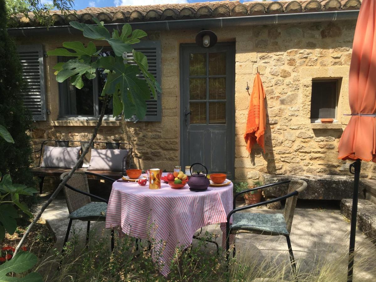 A Gauche Du Pont Hotell Vers-Pont-du-Gard Exteriör bild