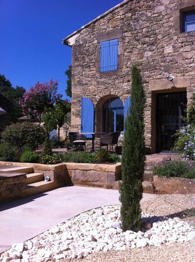 A Gauche Du Pont Hotell Vers-Pont-du-Gard Exteriör bild